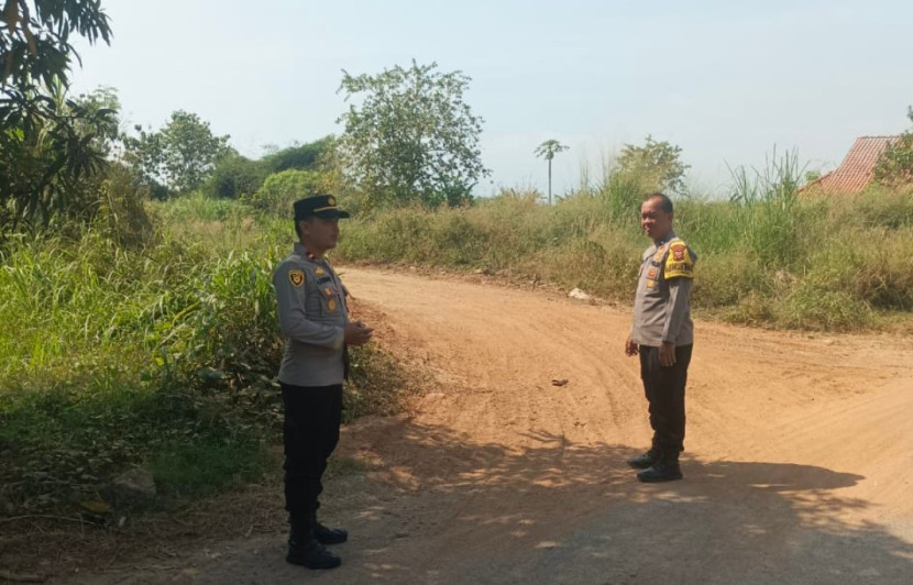 Polsek Kasokandel lakukan patroli di lokasi tambang. (Foto: Dok Eko)