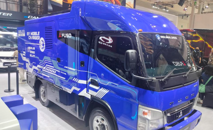 Tampak Mitsubishi  Fuso  EV Mobile Charger  dok Motoresto.id