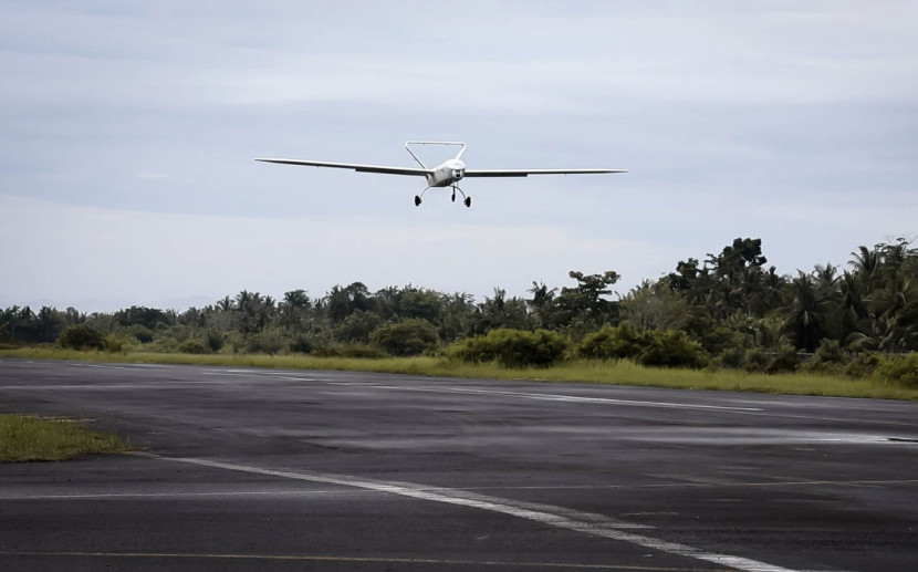 Uji coba pesawat tanpa awak (UAV) DID 3.11 BLOS di Bandara Nusawiru, Pangandaran.