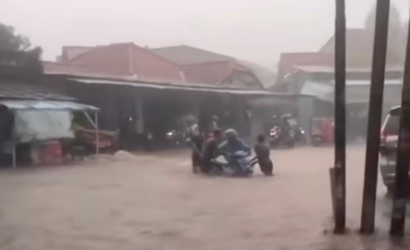 Salah satu kawasan banjir di Kota Depok. (Foto: Dok RUZKA INDONESIA) 