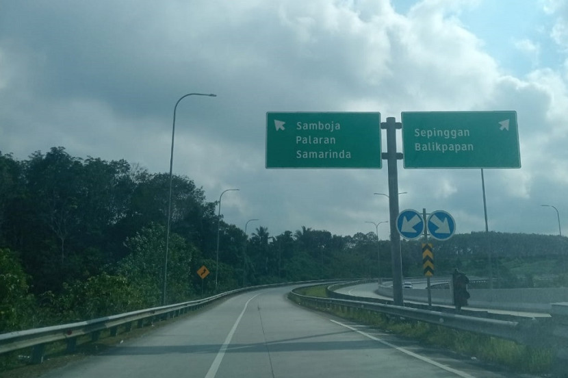 Jalan tol Balikpapan - Samarinda. (Sekitarkaltim.ID)