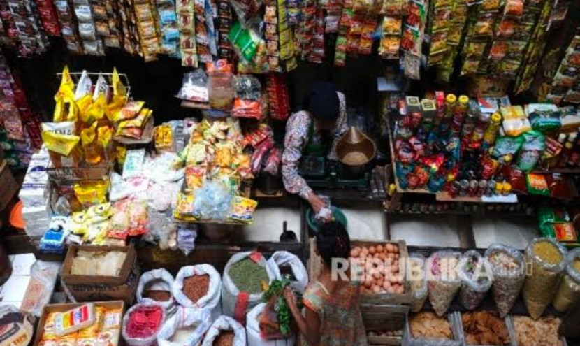 Foto ilustrasi penjual sembako di pasar. (Foto: Dok REPUBLIKA)