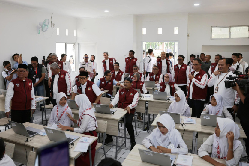 Pelaksanaan CKG di sekolah telah dimulai lebih awal di 72 sekolah rakyat berasrama.