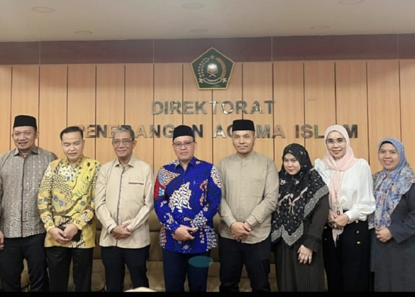Pelepasan delegasi MTQ Indonesia sebelum berkompetisi di Malaysia. (Adpimprov)