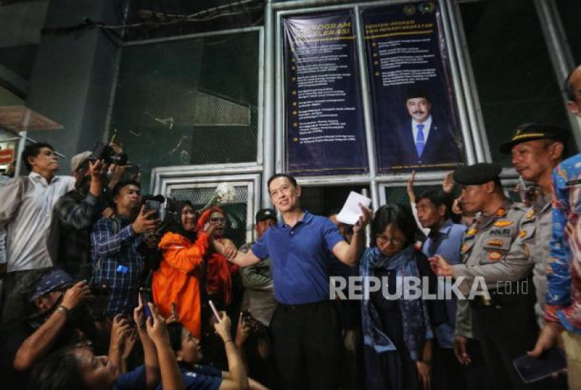 Tom Lembong resmi menghirup udara bebas.