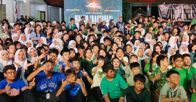 Malam Inagurasi sekolah Bintara dan Cakra Buana, Kota Depok. (Foto: Dok RUZKA INDONESIA) 