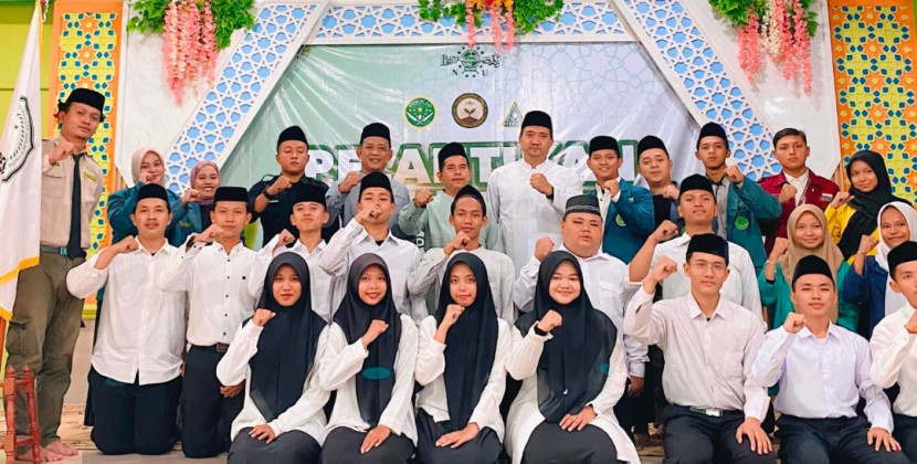 Pelantikan IPNU dan IPPNU Kecamatan Cilodong di pondok pesantren Qolbun Salim (Foto: Dok LTN NU Kota Depok)