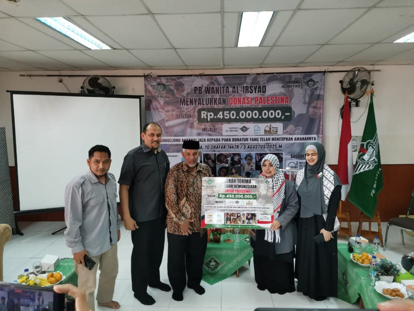 PBW Al-Irsyad Salurkan Donasi Sebesar Rp 450 juta untuk Palestina dan Yaman Sumber:dok PBW Al Irsyad