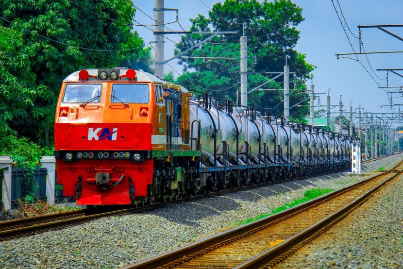 Ilustrasi. PT Kereta Api Indonesia (KAI) terus menunjukkan kinerja yang positif pada layanan angkutan barang. (Fto: Humas KAI)