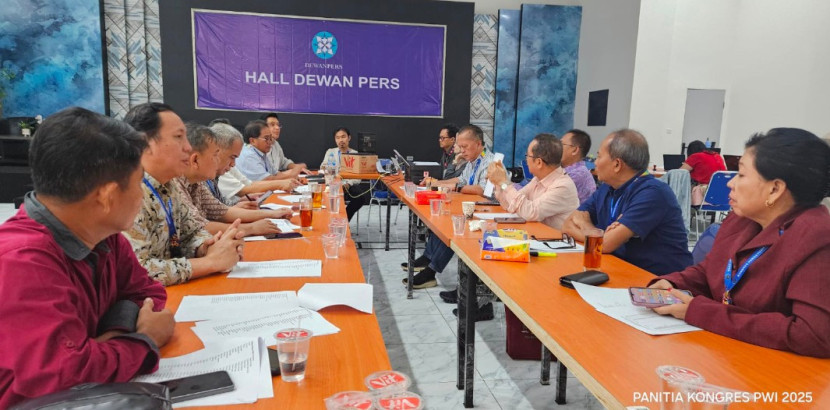 Panitia Kongres Persatuan PWI 2025 resmi menetapkan DPT yang akan menjadi dasar sah dalam proses pemilihan Ketua Umum pada 29-30 Agustus di BPPTIK Komdigi, Cikarang, Kabupaten Bekasi. (Foto: Dok panitia Kongres Persatuan PWI Pusat)