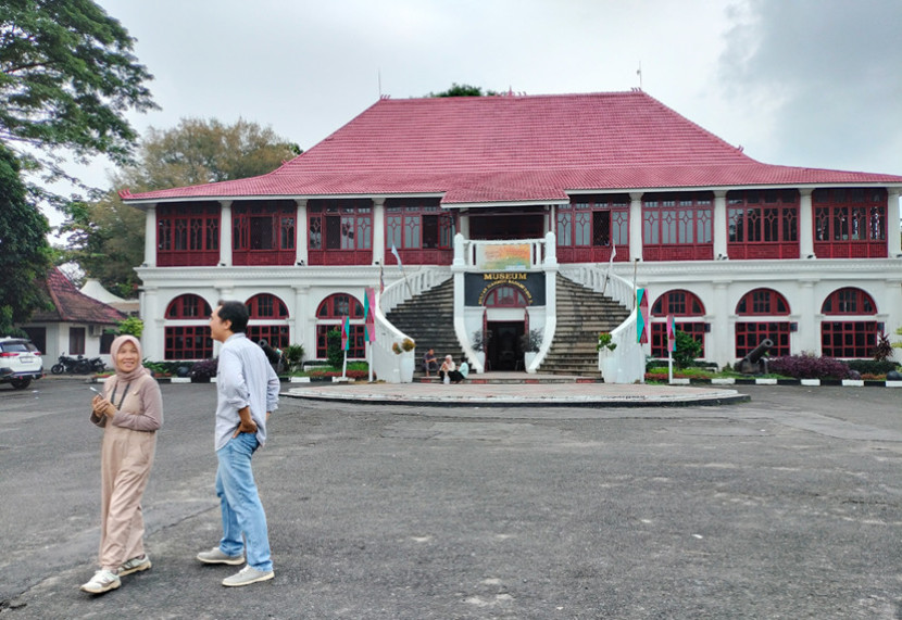 Museum SMB salah satu bangunan masa lalu di Palembang. (FOTO: Maspril Aries)