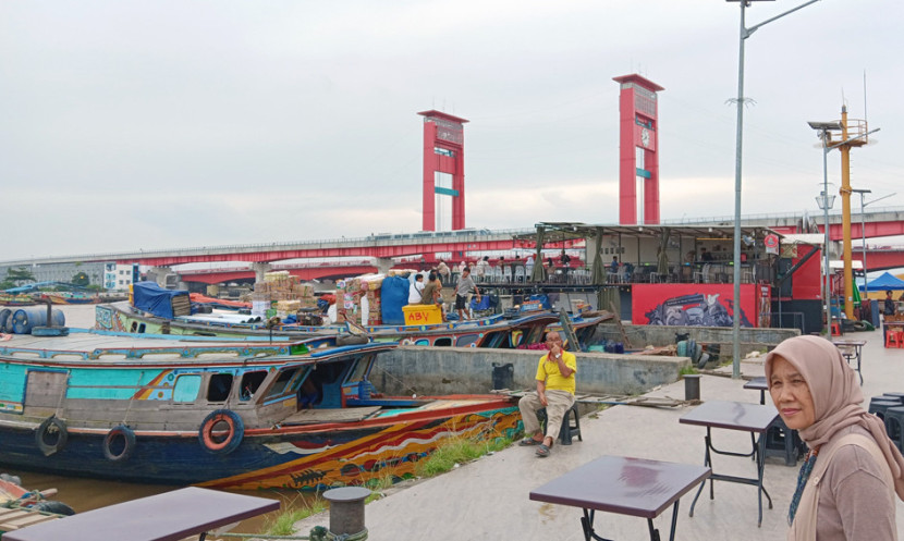 Sungai Musi menjadi saksi pergerakan nadi perekonomian, sejarah dan budaya Kota Palembang. (FOTO: Maspril Aries)