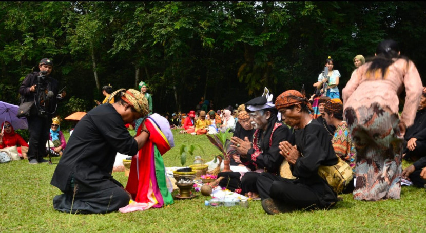 Sedekah Hutan UI. (Foto: Bakul Budaya) 