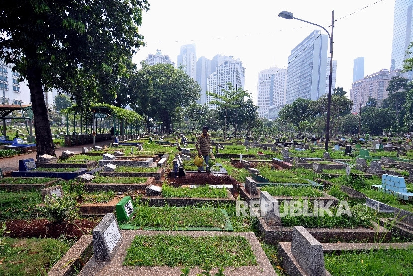 Setiap yang bernyawa pasti akan mati. 