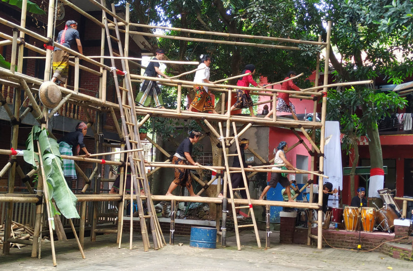 Pertunjukan teater Bahtera di CCL, Kota Bandung. Sabtu (16/8/2025). Foto: Edi Yusuf