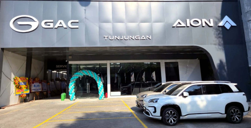 Peresmian diler mobil listrik GAC Tunjungan berkonsep 3S (Sales, Service, Spareparts) ini kini berdiri megah dan semakin dekat dengan konsumen. (Foto: Dok RUZKA INDONESIA)