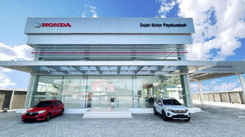 Tampak kantor diler baru di kota Payakubuh dok HPM