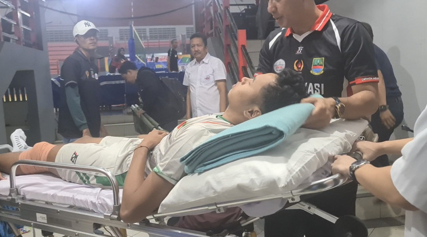 Gideon Atlet Porprov Kabupaten Bekasi, cidera usai salah mendarat
