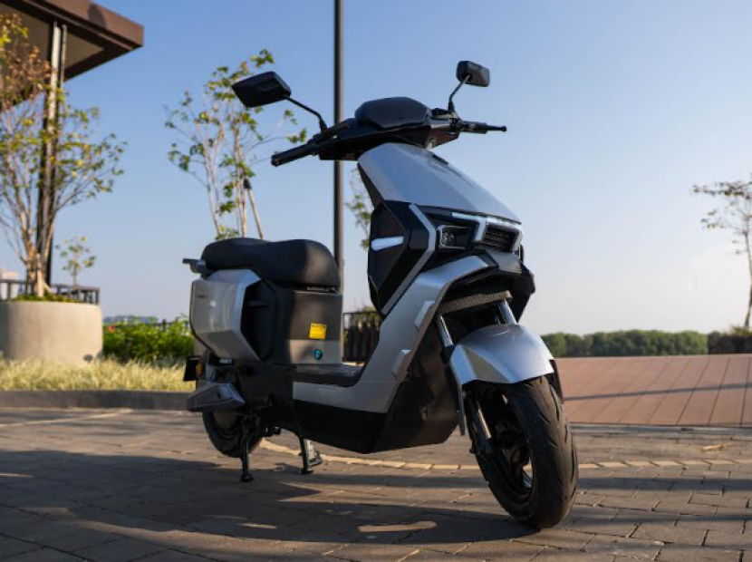 Sepeda motor listrik Stareer 3LT dok Ofero