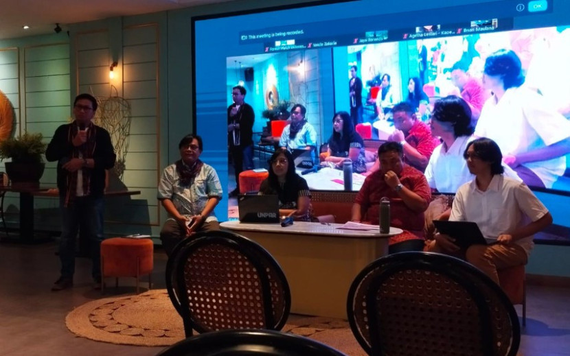 Koalisi Kawal RUU Masyarakat Adat bersama Forest Watch Indonesia menggelar dialog publik di Jakarta 25 Agustus 2025 bertajuk “Hak Komunal dan Hak Ulayat dalam RUU