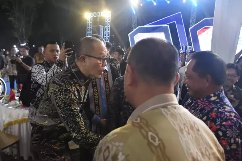 Wali Kota Sukabumi Ayep Zaki saat Gala Dinner Rapat Koordinasi Nasional (Rakornas) Produk Hukum Daerah Tahun 2025 yang digelar Kementerian Dalam Negeri (Kemendagri).