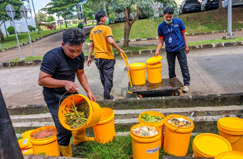 Green Hospital, RSUI menghadirkan pelayanan kesehatan yang tidak hanya berorientasi pada pasien, tetapi juga pada kelestarian lingkungan. (Foto: Dok Humas RSUI)