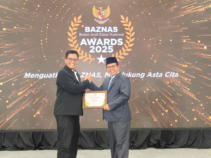 Penghargaan kepada Lazismu dalam momen Rakornas Baznas 2025 di Jakarta, Kamis (28/8/2025).dok Lazismu