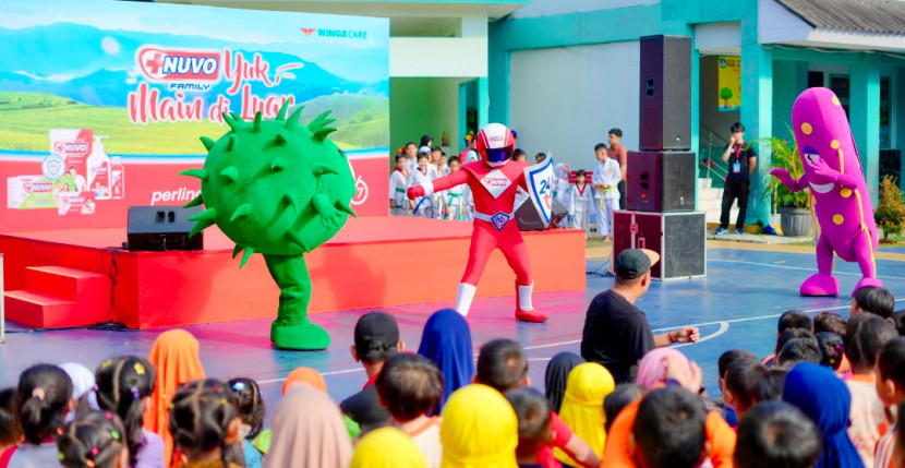NUVO Family kembali memperluas kampanye 30 Menit Main di Luar melalui kegiatan NUVO ‘Yuk, Main di Luar’ yang kali ini menyasar orang tua dan murid sekolah dasar di Tangerang Selatan. (Foto: Dok Humas WINGS Group)