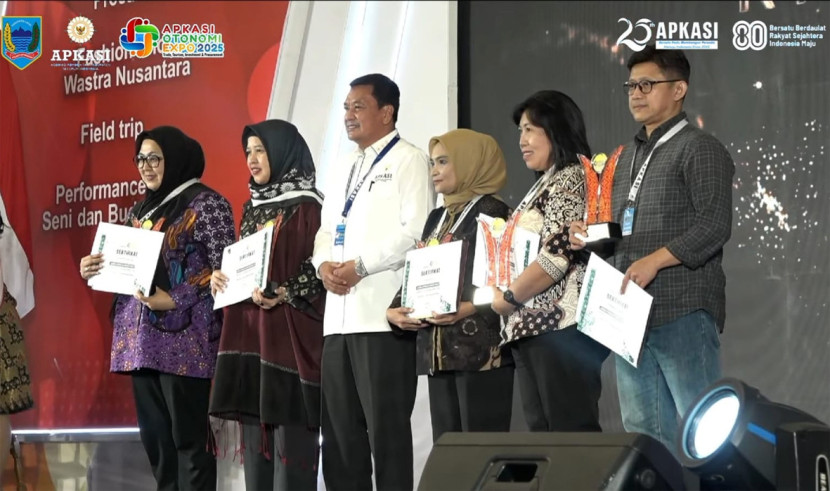 Para pemenang Apkasi Otonomi Expo 2025. (FOTO: SKK Migas Sumbagsel)