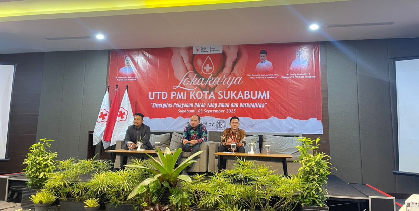 Lokakarya bertema “Sinergitas Pelayanan Darah yang Aman dan Berkualitas” yang digelar UTD PMI Kota Sukabumi di Laska Hotel Sukabumi, Rabu (3/9/2025).