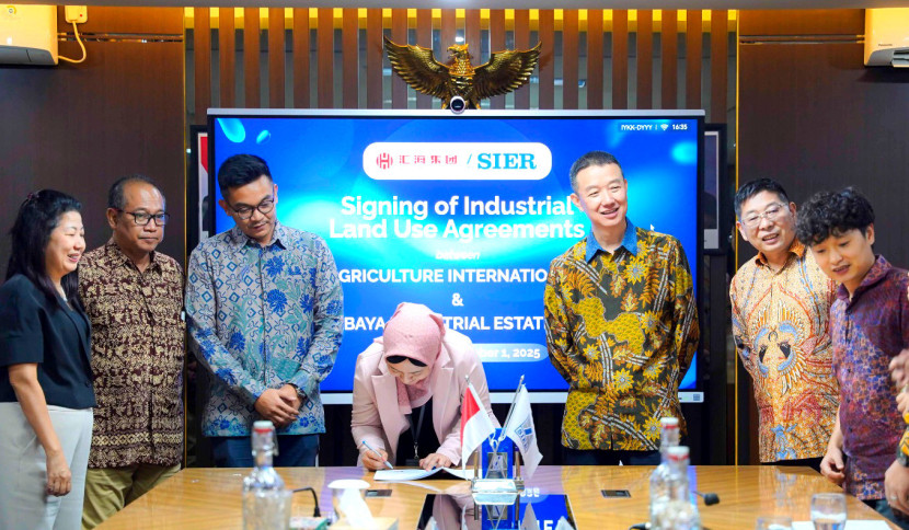 Penandatanganan Perjanjian Pemanfaatan Tanah Industri (PPTI) antara SIER dan Hui Hai Agriculture International Indonesia