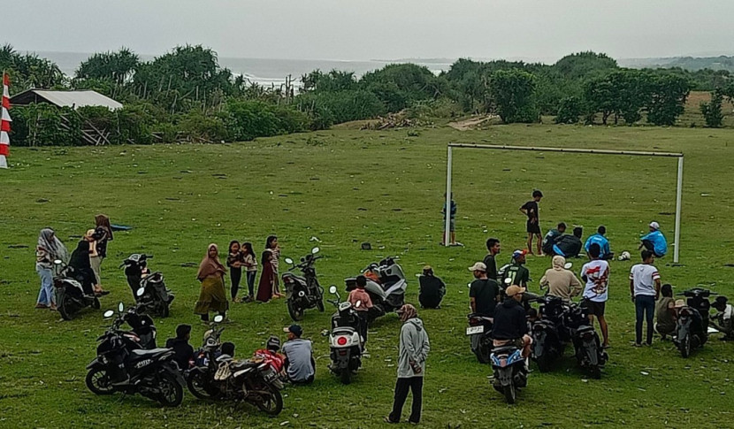 Lapang Cikoer Desa Cikelet lokasi event Gowes 80 Bersama Villa Andhita yang ditunda pelaksanaanya. (Foto. Dok. Ridwan)