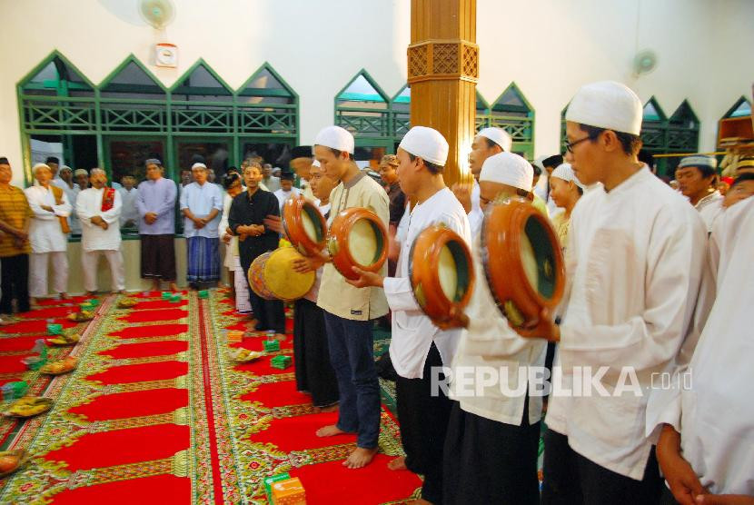Tradisi muludan (ilustrasi). FOTO: Republika.co.id