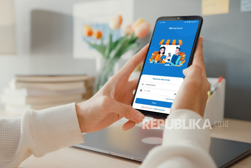 Aplikasi BRI Merchant mempermudah pendaftaran dan pengelolaan transaksi, dengan fitur seperti laporan settlement dan QRIS Dinamis. (Dok BRI)