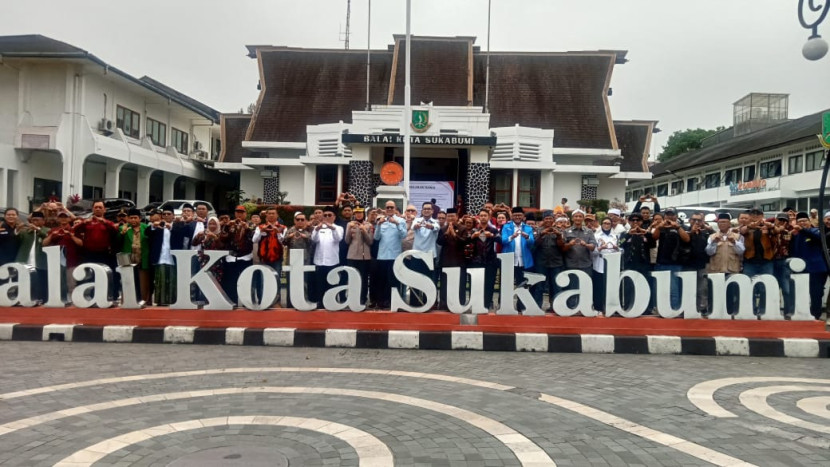 Doa bersama dan deklarasi damai di Balai Kota Sukabumi, Jumat (12/9/2025).