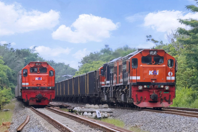 Angkutan batu bara merupakan salah satu lini penting KAI dalam mendukung ketahanan energi nasional. (Foto: Humas KAI)