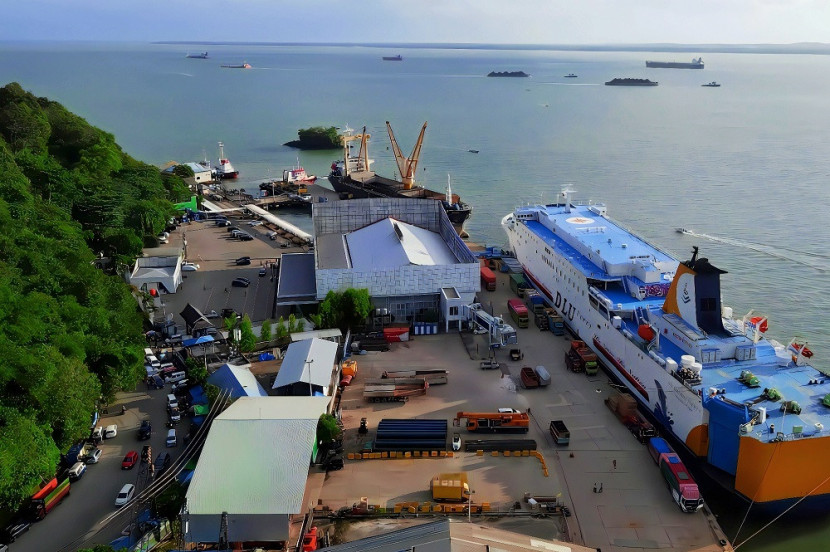 Pelabuhan Semayang Balikpapan, via drone. (SekitarKaltim.ID)
