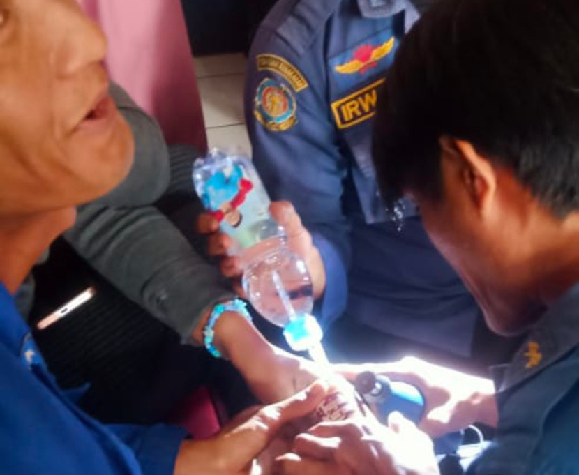 Jari Mahasiswi di Sumedang Nyangkut di Kaleng Minuman, Dievakuasi Damkar dalam 15 Menit