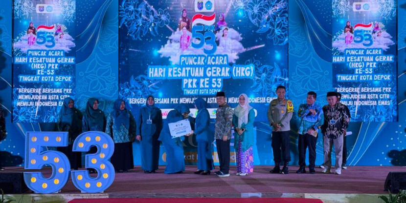 Penyaluran bantuan Baznas Kota Depok ke PKK berlangsung di Hotel Bumi Wiyata, Kota Depok, Kamis, (18/09/2025). (Foto: Dok RUZKA INDONESIA)