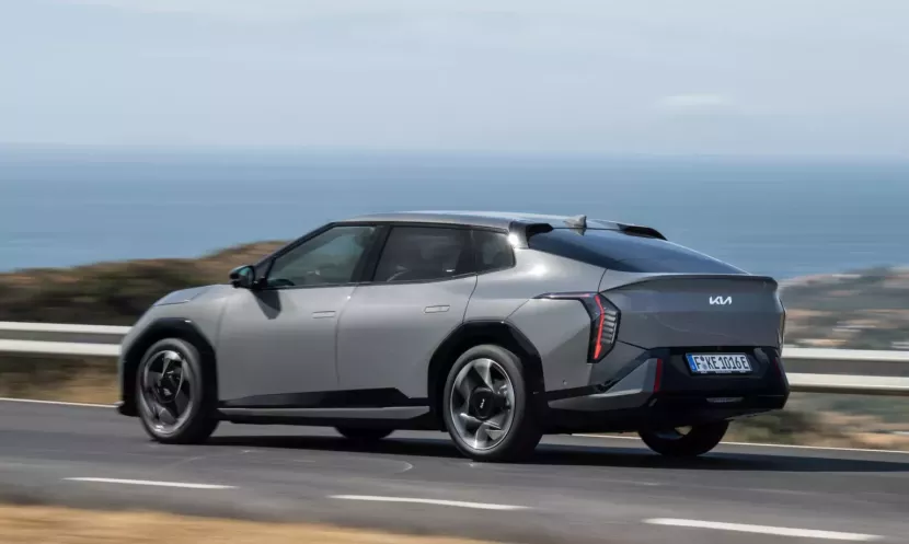  Kia.