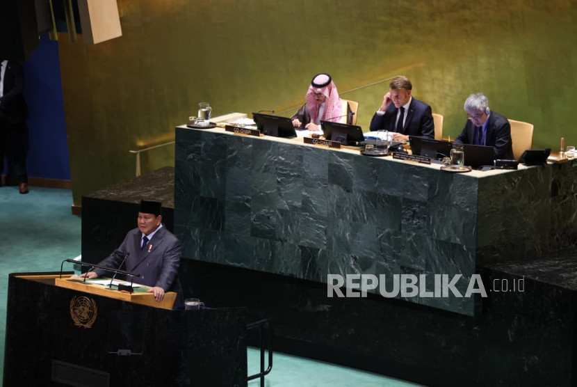 Presiden Prabowo Subianto berpidato dalam konferensi internasional di Gedung Majelis Umum Perserikatan Bangsa-Bangsa (PBB), New York, Amerika Serikat (AS) pada Senin (22/9/2025). (FOTO: BPMI Setpres)