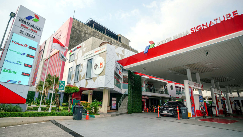 SPBU Signature Pondok Indah berlokasi di Jalan Sultan Iskandar Muda, Kebayoran Lama, Jakarta Selatan, dilengkapi fasilitas umum yang lengkap, mulai dari musala bersih dengan perlengkapan salat (mukena, sarung, dan Al-Quran), area wudhu, hingga toilet yang bersih. (Foto: Dok RUZKA INDONESIA)