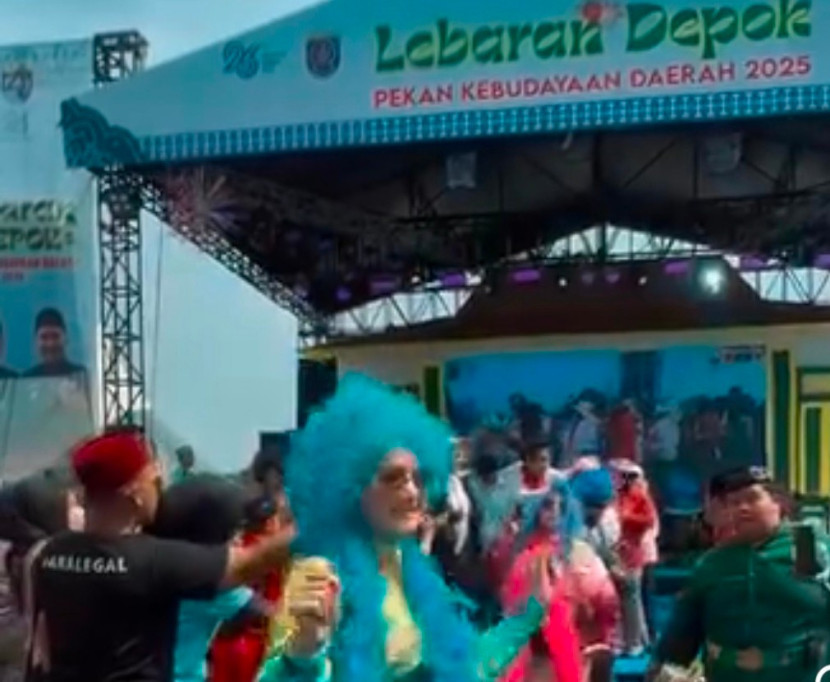 Panggung Lebaran Depok. (Foto: Dok RUZKA INDONESIA)