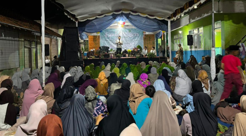 Satuan Binmas Polres Garut Peringati Maulid Nabi Muhammad SAW di Ponpes Al Juhdi Malangbong. (Foto Dok. Ridwan)