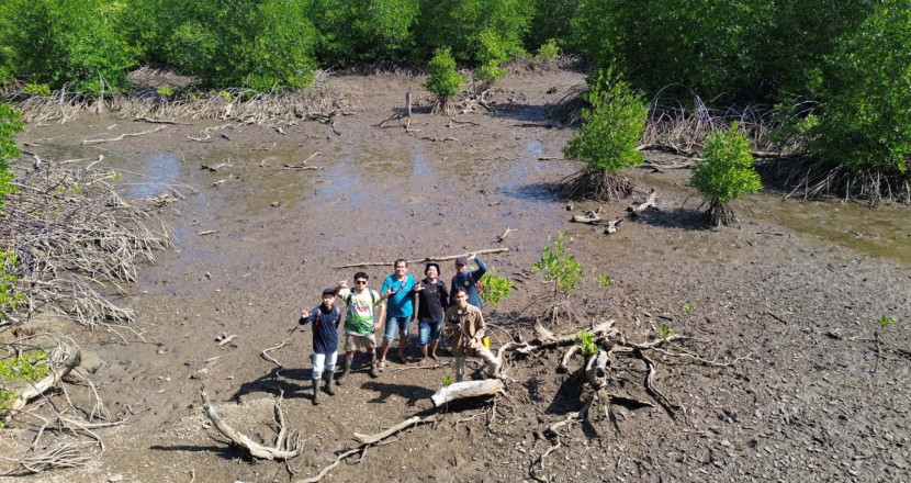 Melalui pengelolaan lahan mangrove ini, ULM menegaskan peran sebagai pusat keunggulan riset lahan basah Indonesia sekaligus berkontribusi nyata pada pembangunan berkelanjutan. (Foto: Dok RUZKA INDONESIA)