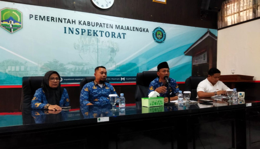 Jajaran pejabat Inspektorat saat audensi di kantor Inspektorat Kabupalten Majalengka. (Foto : Dok Eko Widiantoro)