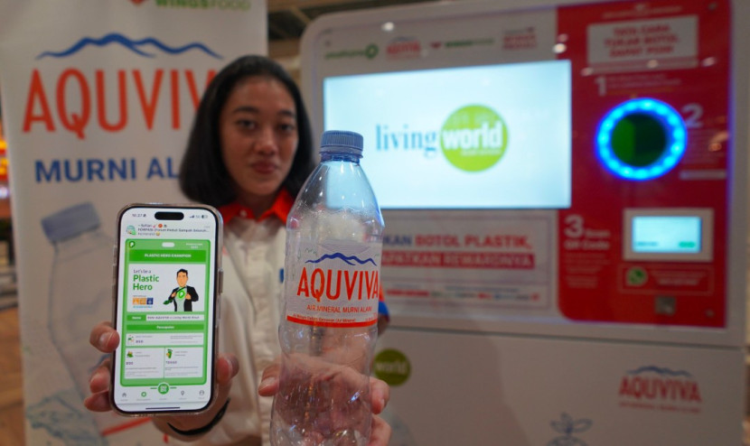 Kehadiran RVM AQUVIVA di Living World Alam Sutera dapat Memberikan Kemudahan Bagi Masyarakat Tangerang dan sekitarnya dalam Mendaur Ulang Botol Plastik, serta Turut Berkontribusi untuk Menjaga Lingkungan. (Foto: Dok AQUVIVA) 