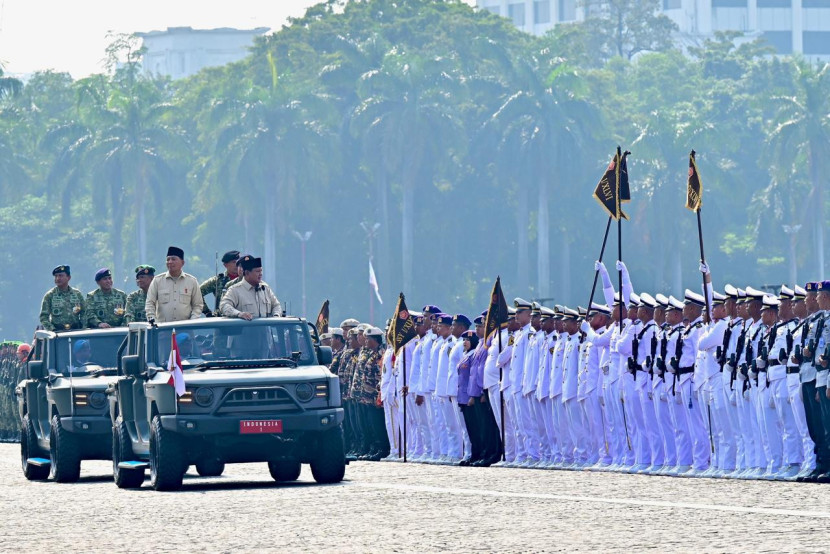 Presiden Prabowo sebagai inspektur upacara HUT Ke-80 TNI di Monas. Sumber:BPMI Setpres