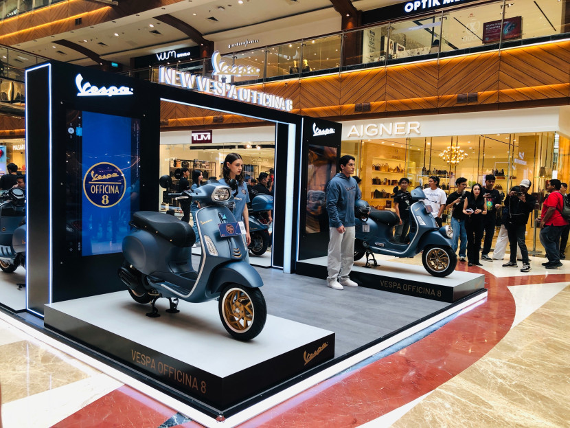 Vespa Sprint Officina 8 (bagian kiri). Dok. Motoresto.id 