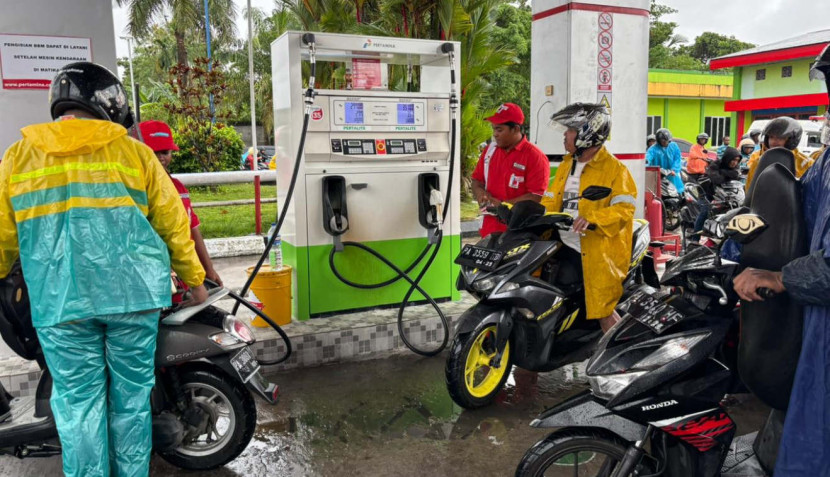 Stok Pertalite dan Pertamax di SPBU di Timika sudah dilakukan penambahan 30% lebih banyak perharinya. (Foto: Dok RUZKA INDONESIA)